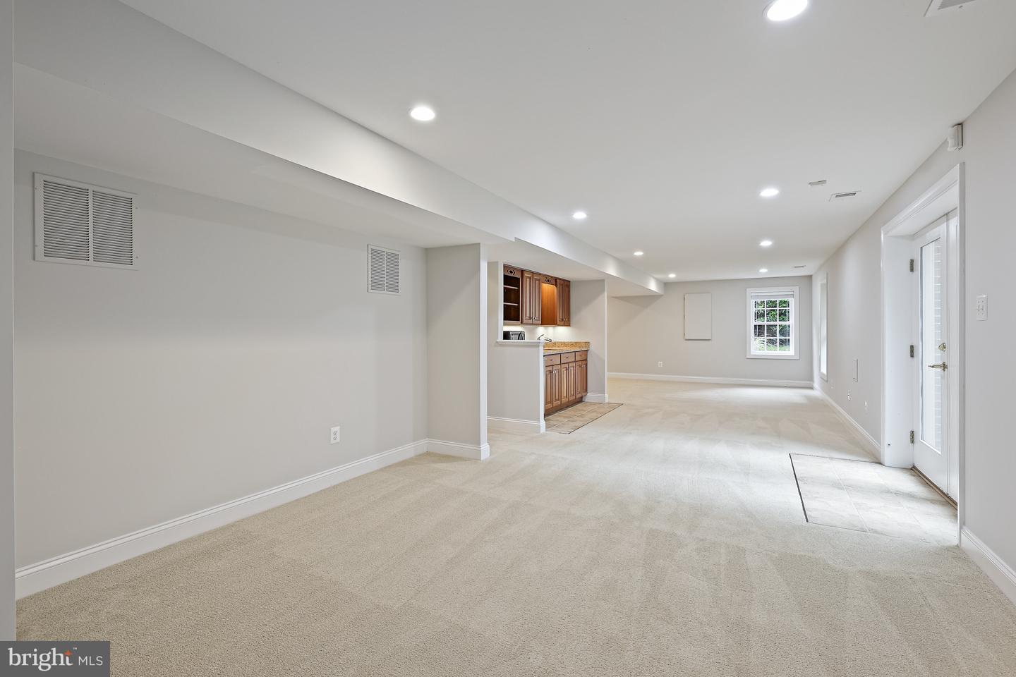 11275 Center Harbor Rd