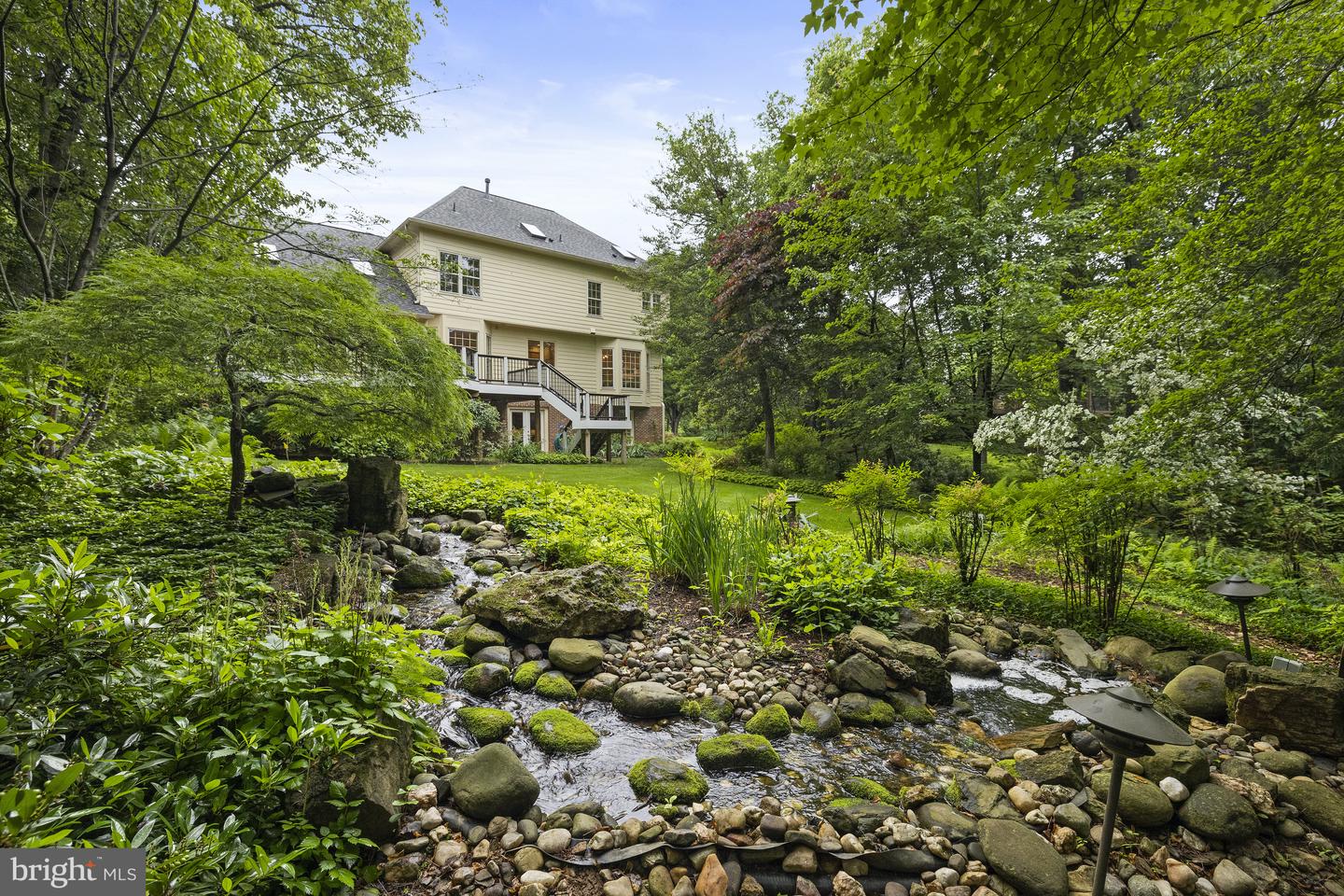11275 Center Harbor Rd