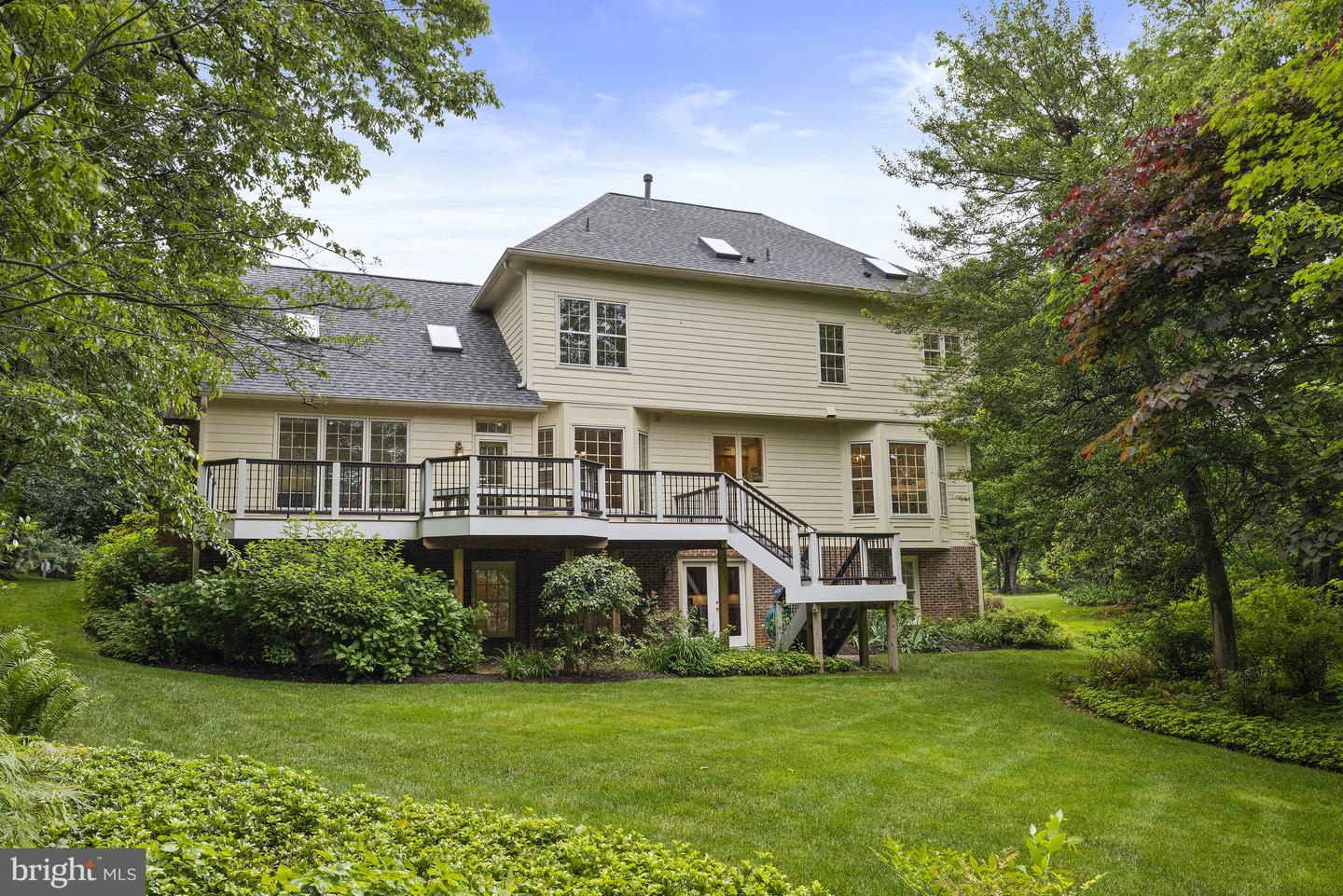 11275 Center Harbor Rd