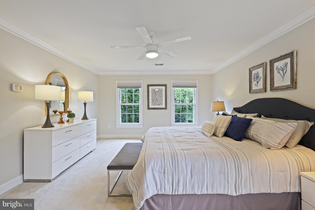11275 Center Harbor Rd