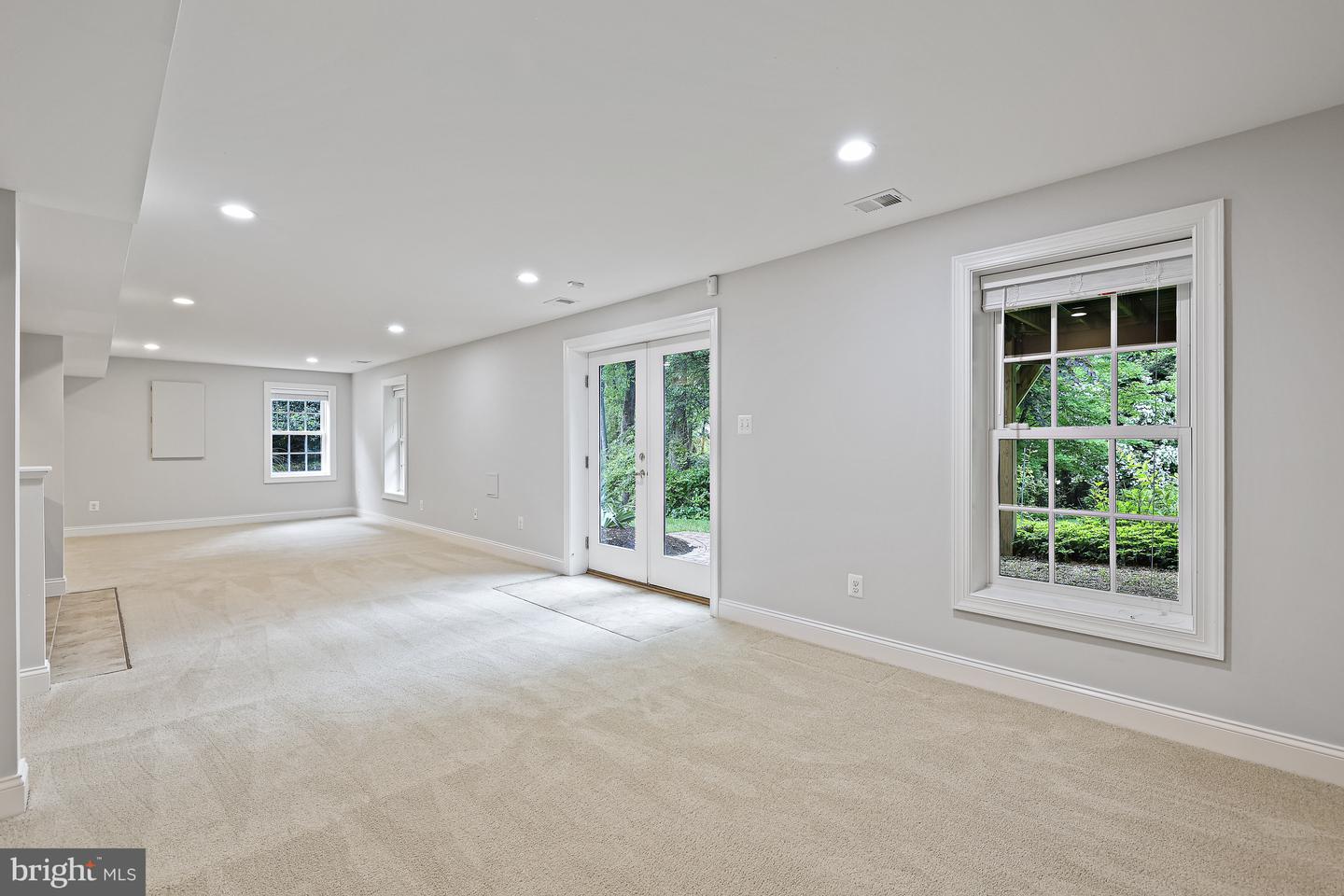 11275 Center Harbor Rd