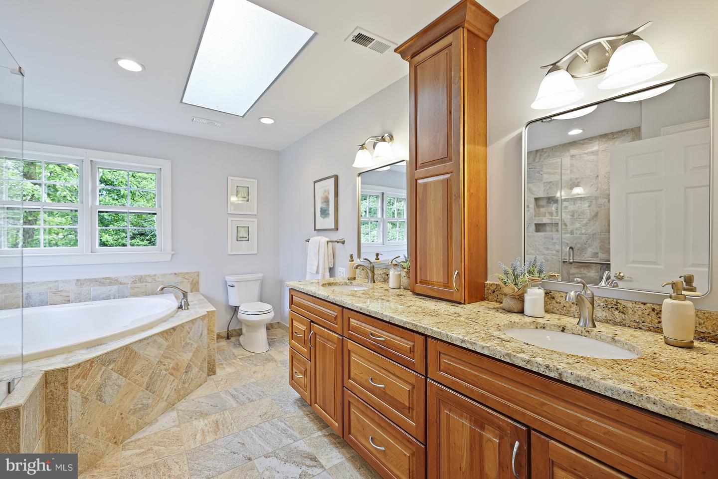 11275 Center Harbor Rd