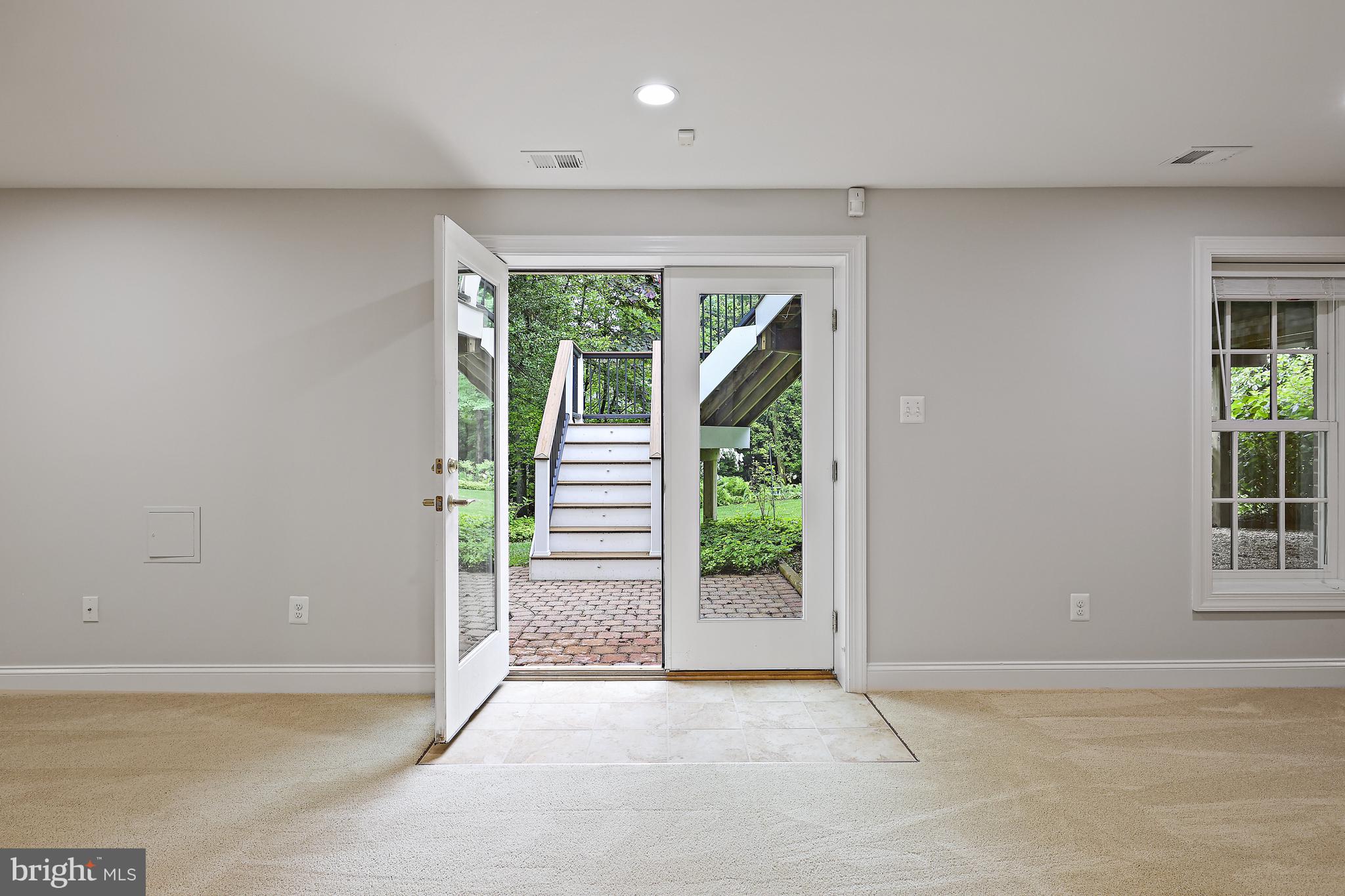 11275 Center Harbor Rd