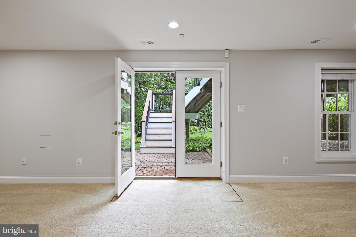 11275 Center Harbor Rd