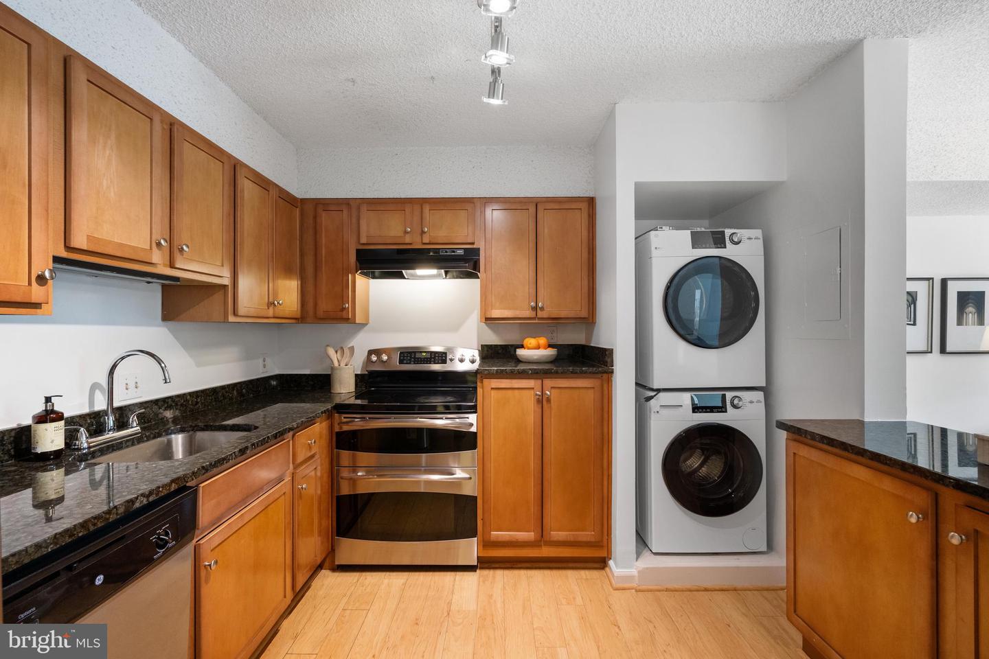 3800 Powell Ln #629