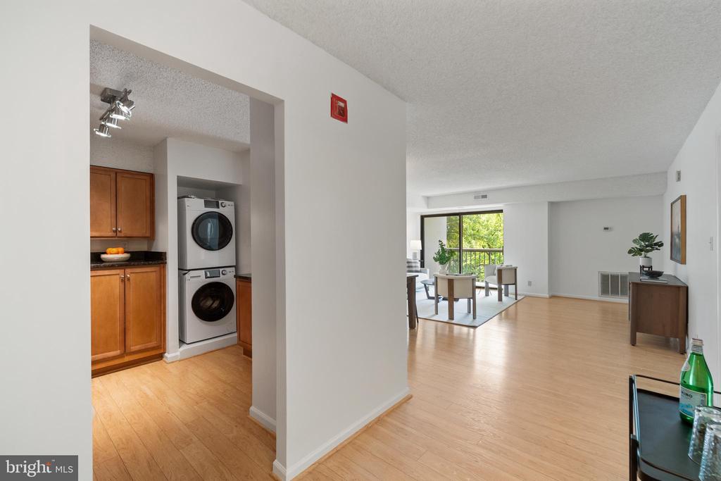 3800 Powell Ln #629
