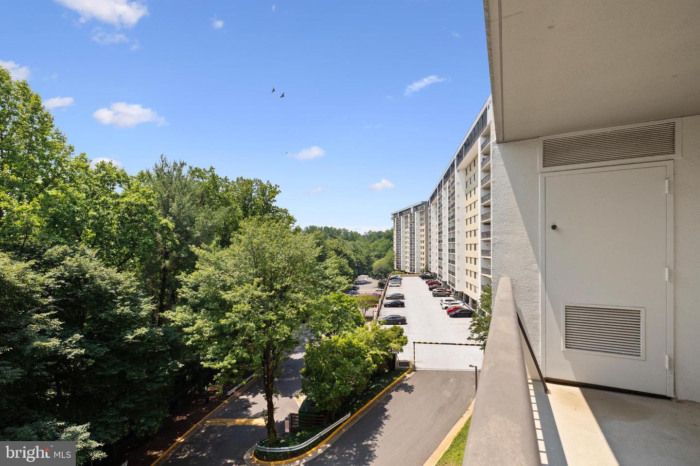 3800 Powell Ln #629