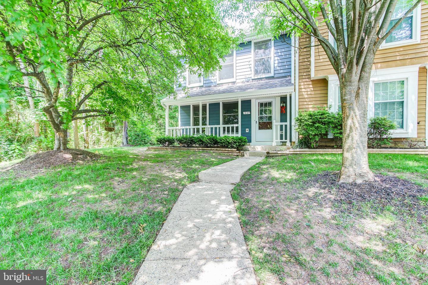1550 TWISTED OAK DR