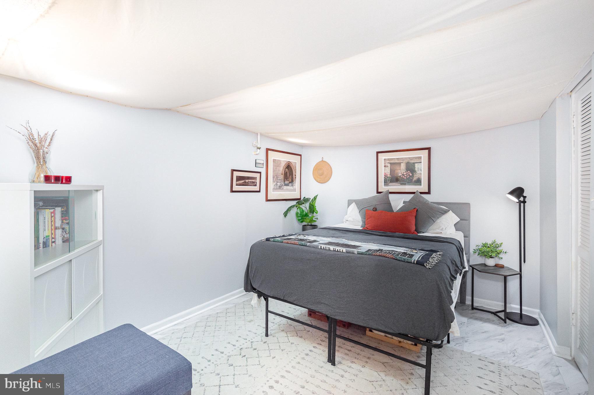 1690 Chimney House Rd