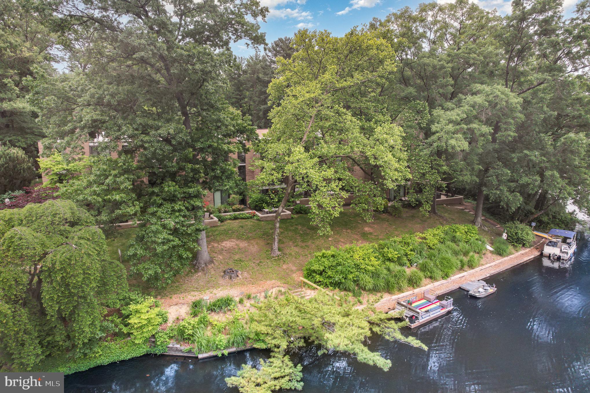 1690 Chimney House Rd