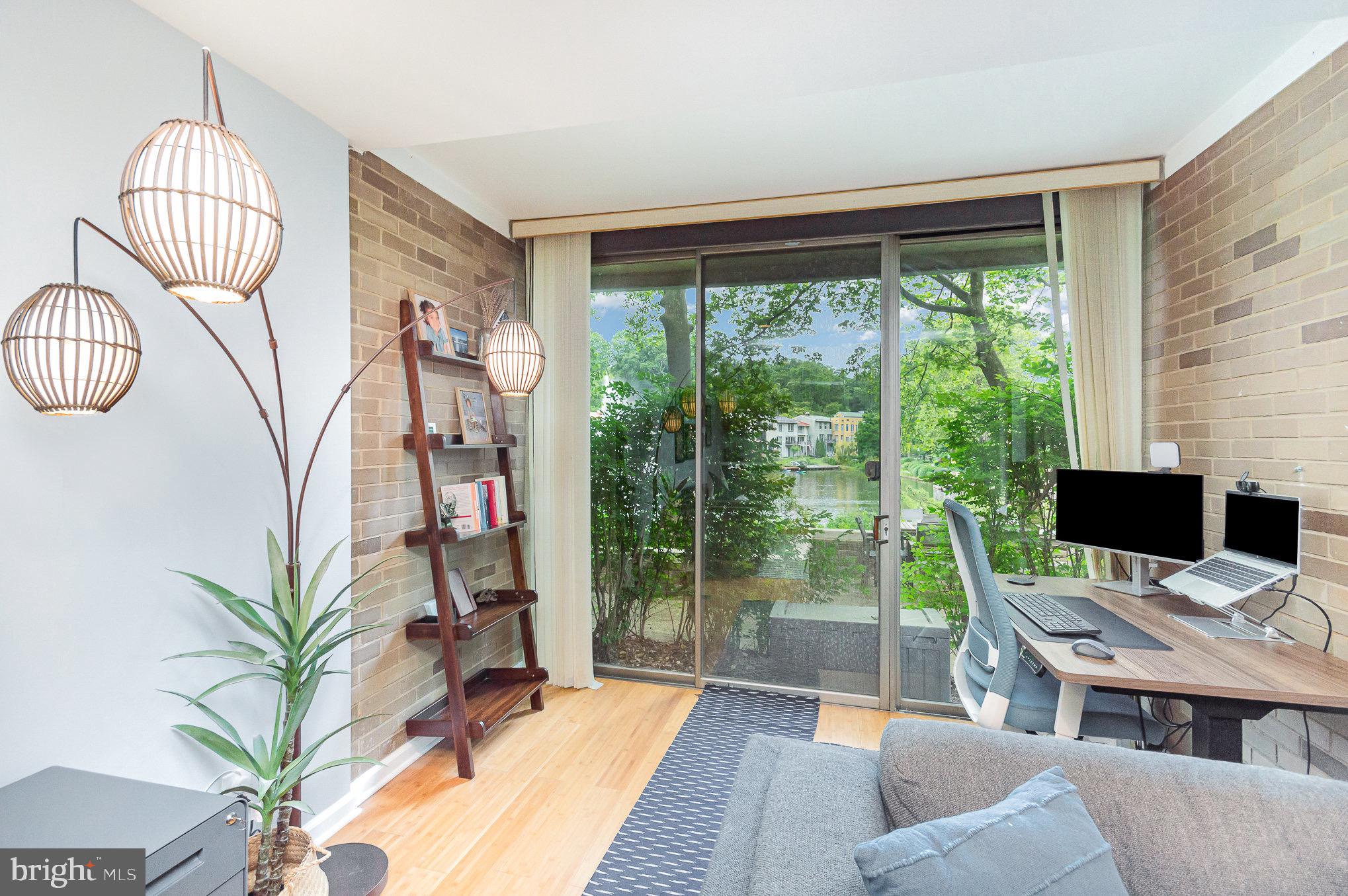 1690 Chimney House Rd