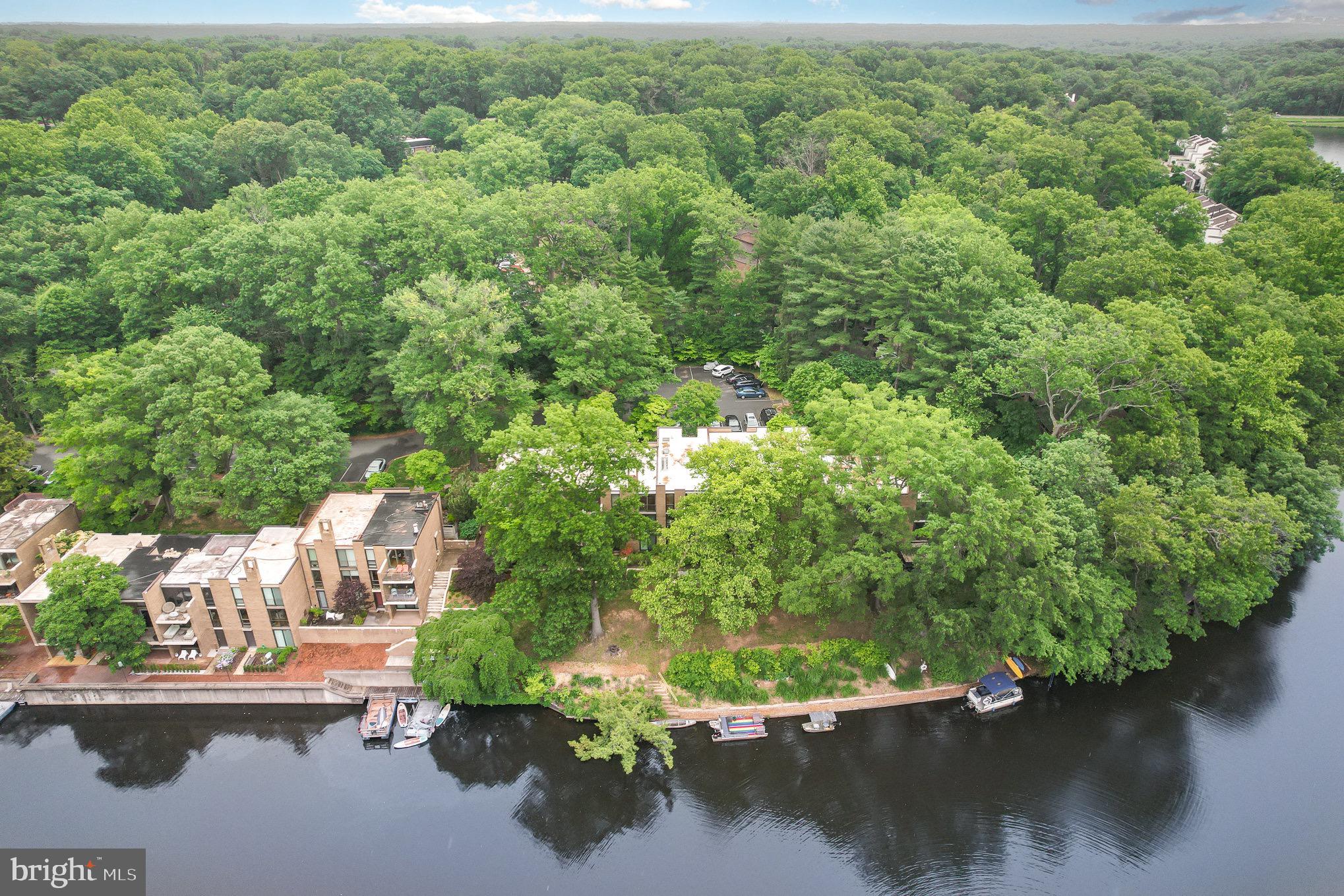 1690 Chimney House Rd