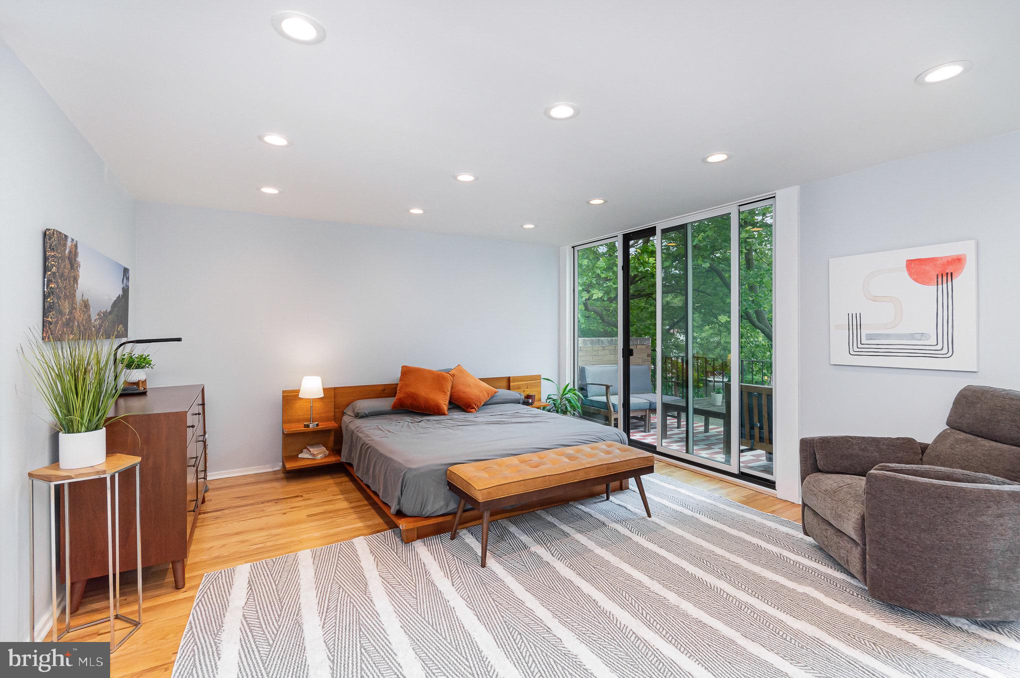 1690 Chimney House Rd