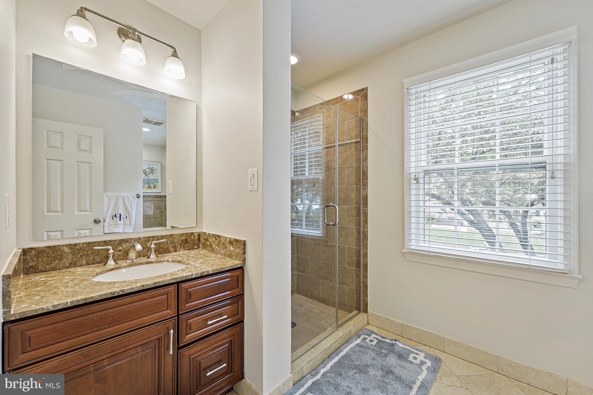 1301 Timberly Ln