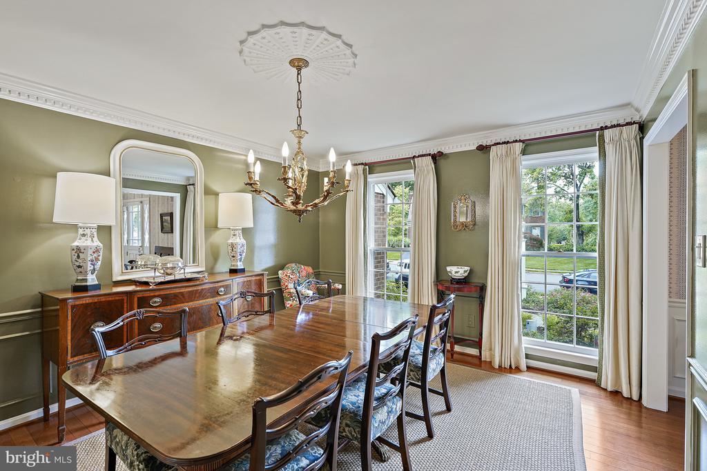 1301 Timberly Ln