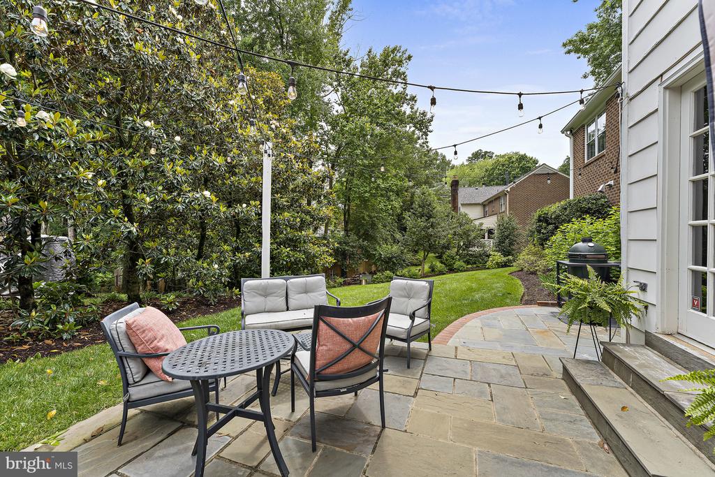 1301 Timberly Ln