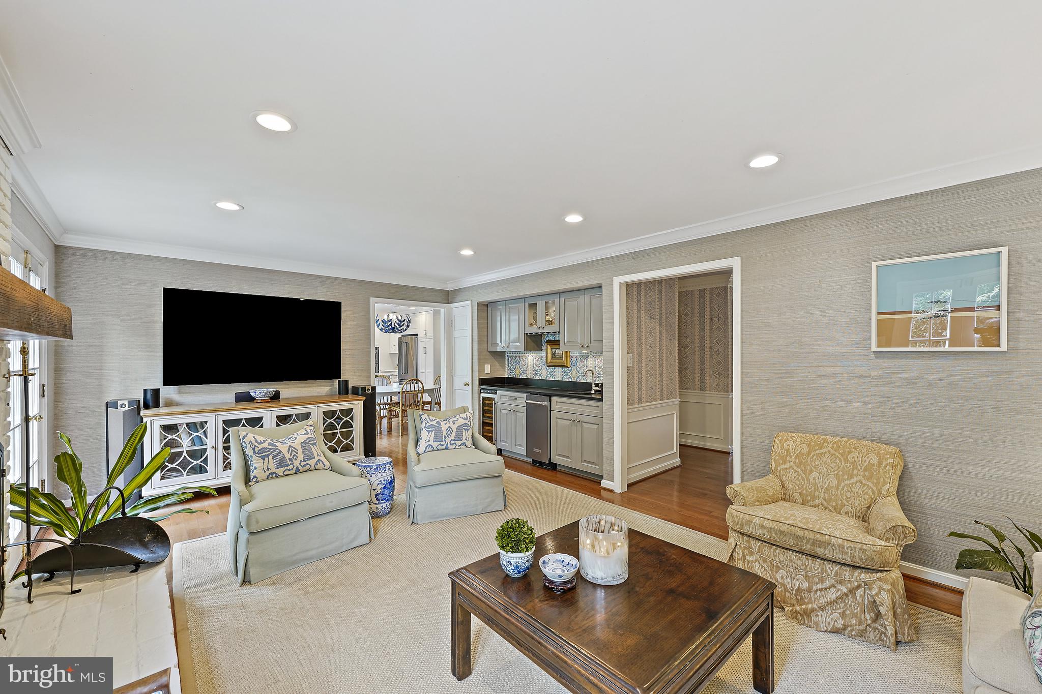 1301 Timberly Ln