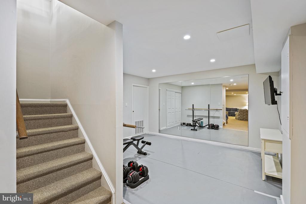1301 Timberly Ln