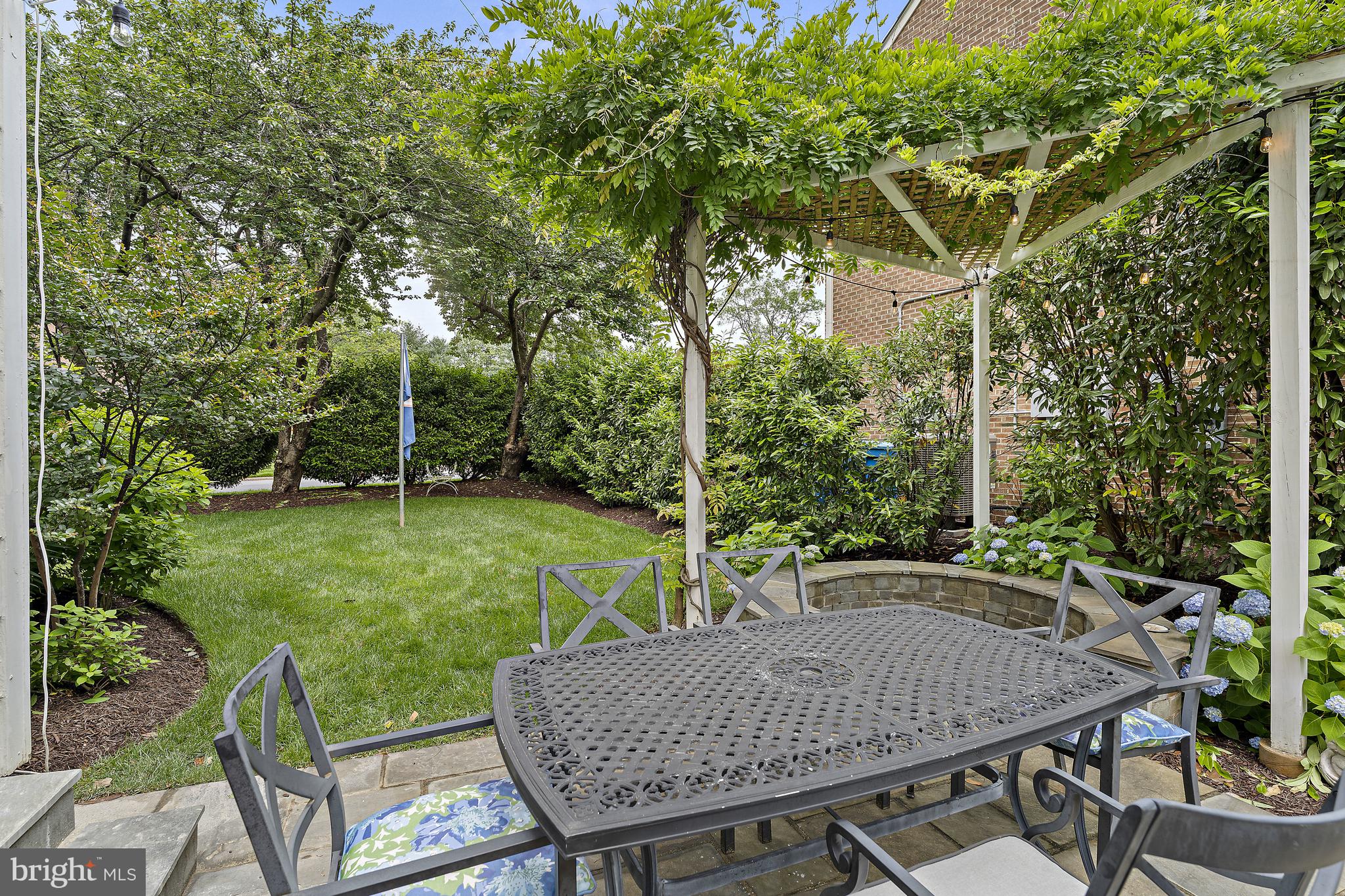 1301 Timberly Ln