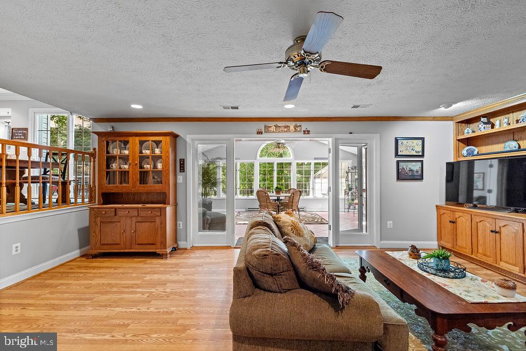 3005 Timber Wood Way