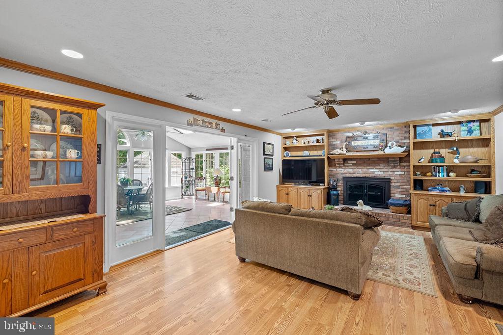 3005 Timber Wood Way