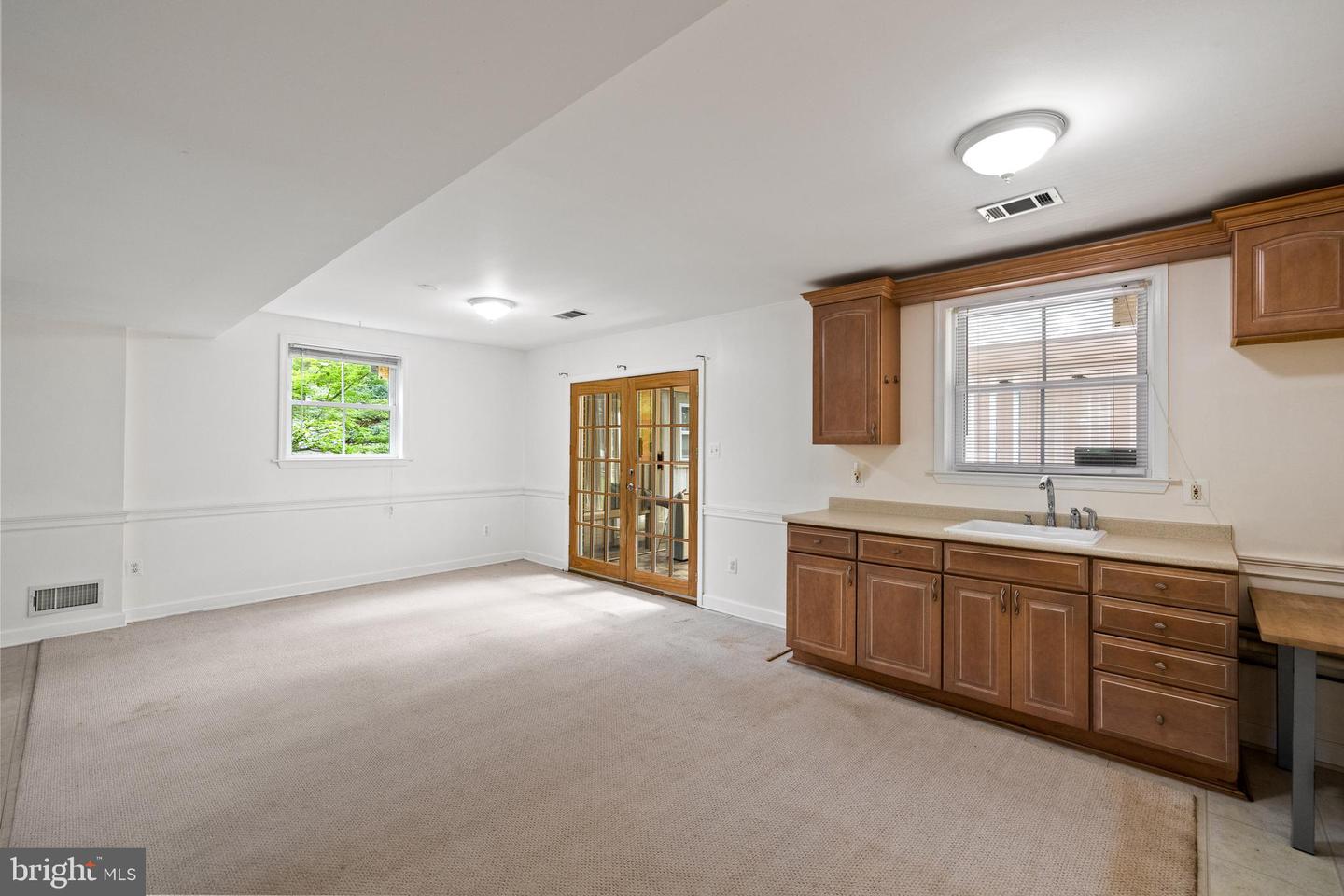 3906 PROSPERITY AVE