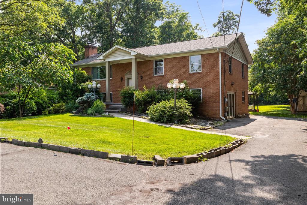 3906 PROSPERITY AVE