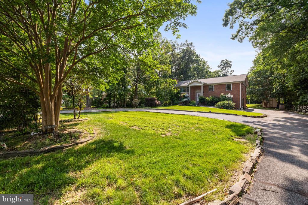 3906 PROSPERITY AVE
