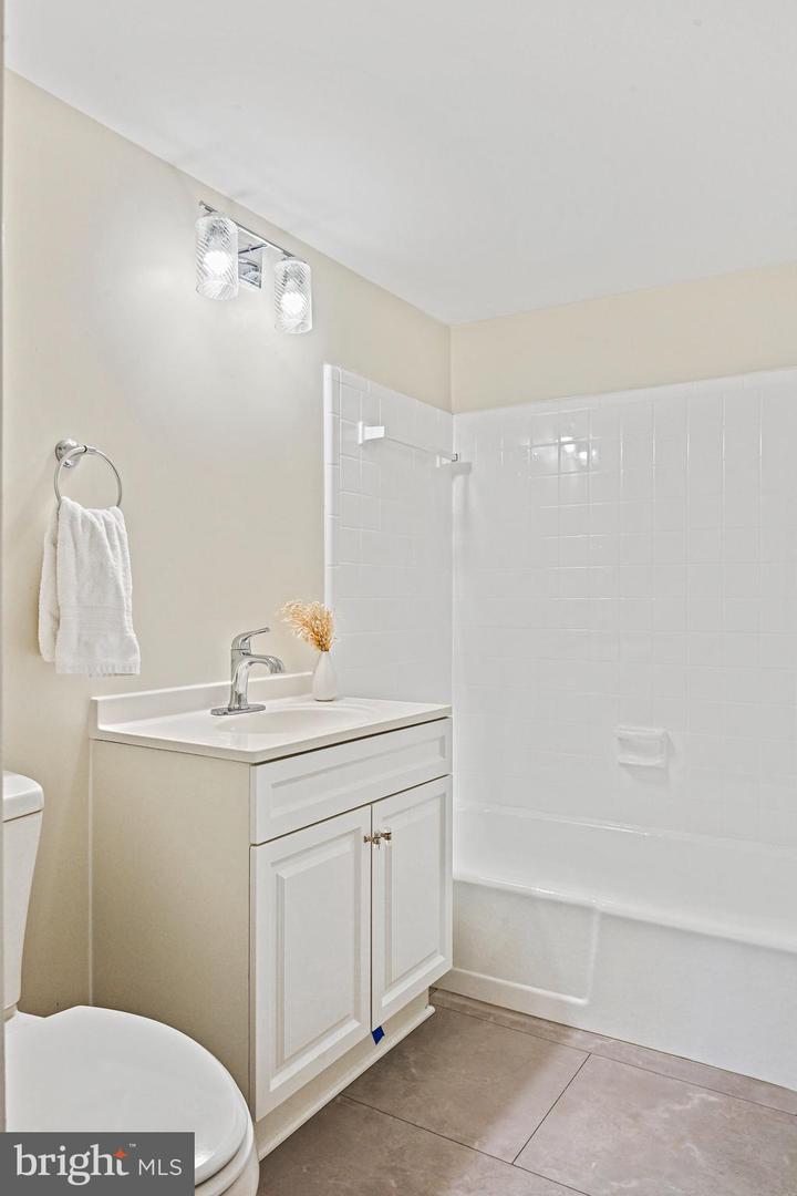 1106 Wimbledon Dr