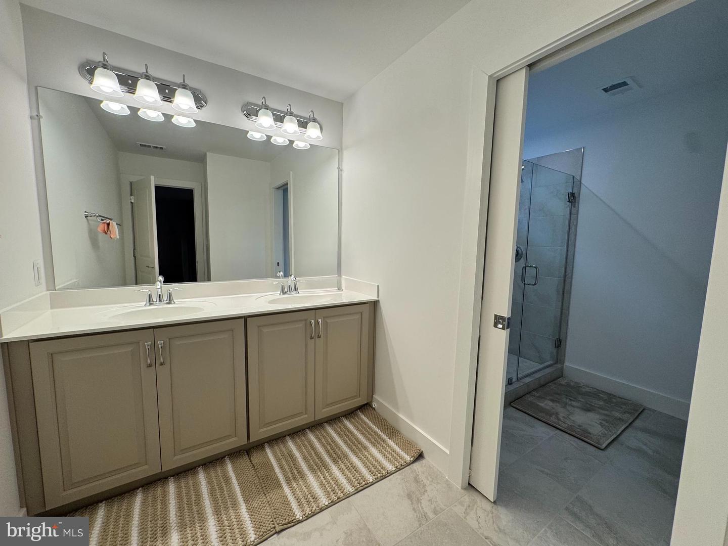 8708 SOUTHRUN CT