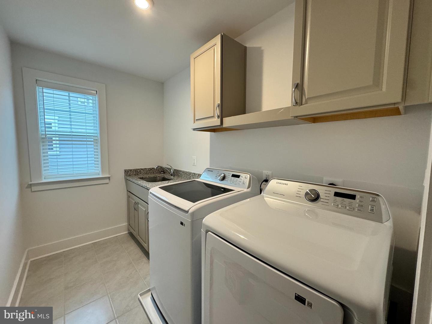 8708 SOUTHRUN CT