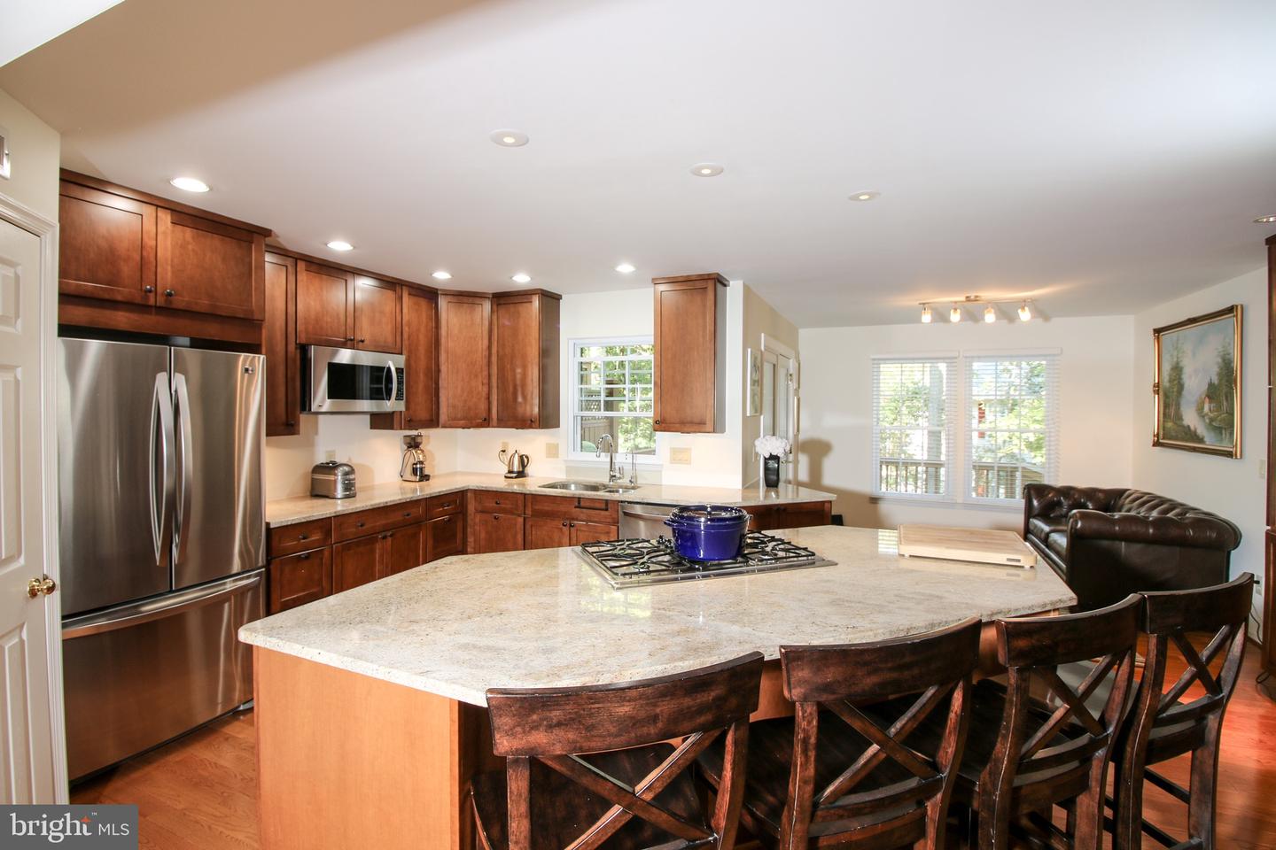 1392 PARK GARDEN LN