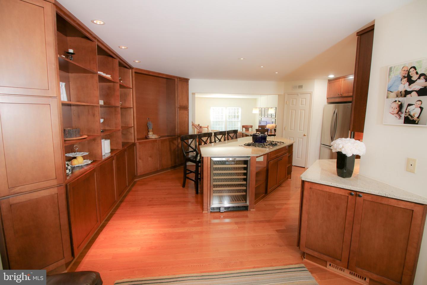 1392 PARK GARDEN LN