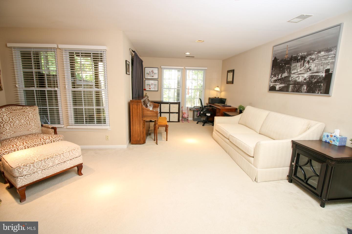 1392 PARK GARDEN LN