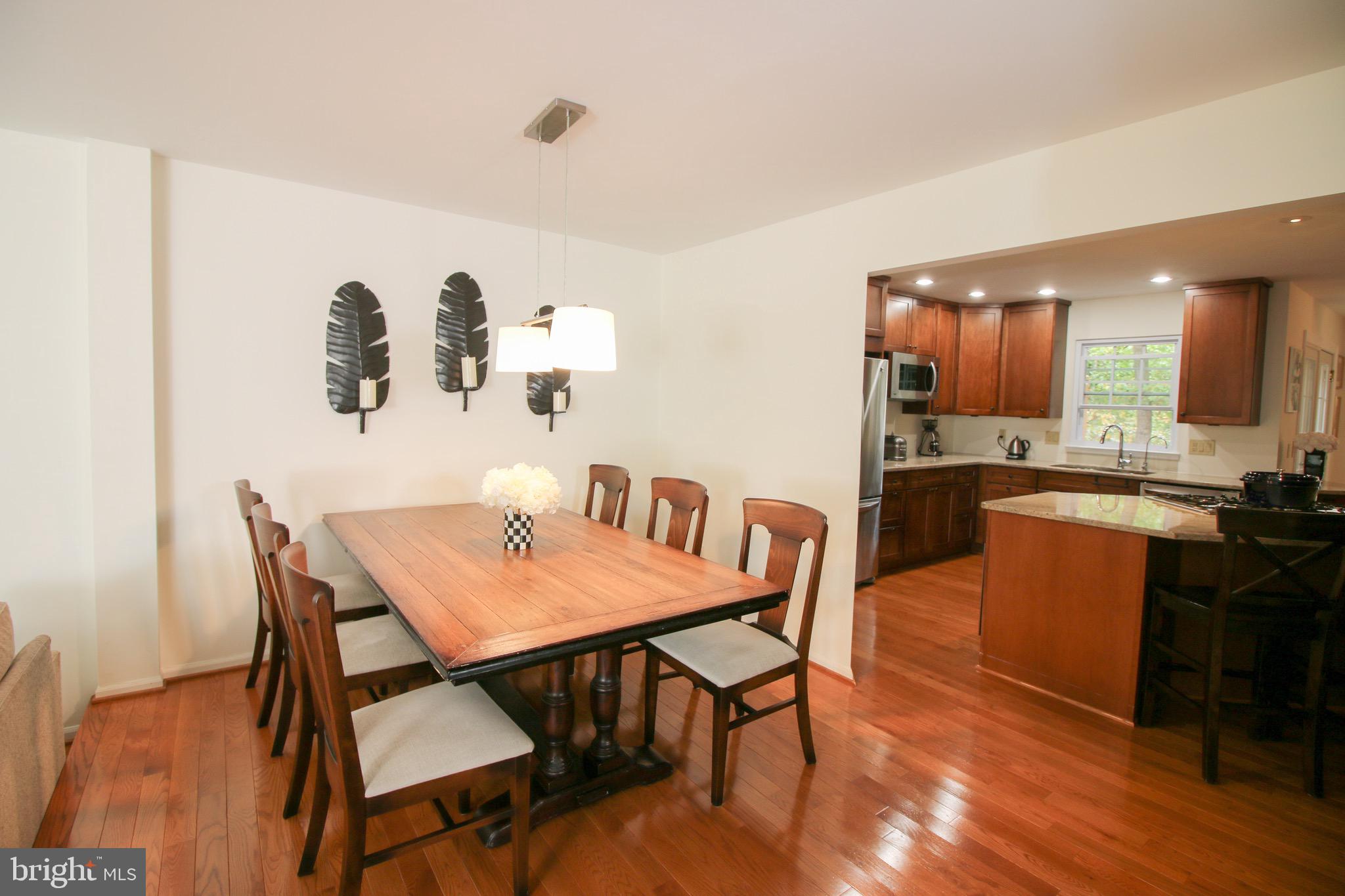 1392 PARK GARDEN LN