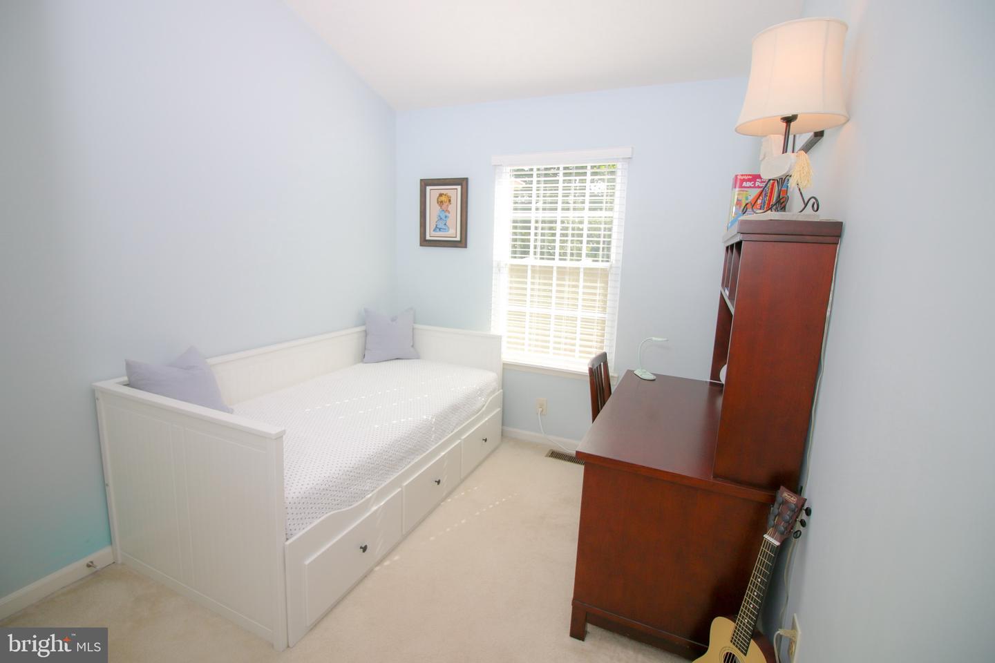 1392 PARK GARDEN LN