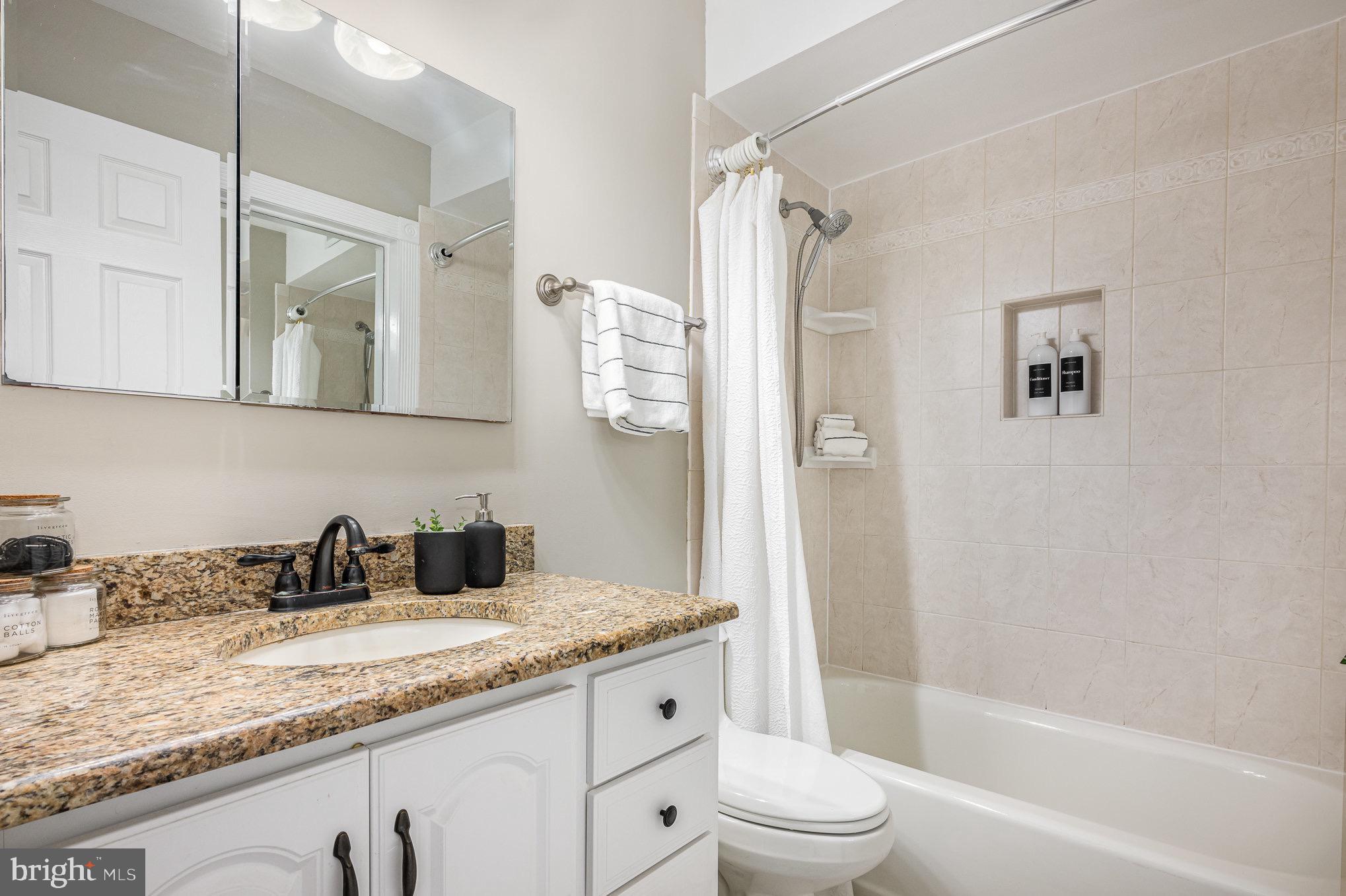 5917 Kingsford Rd #366