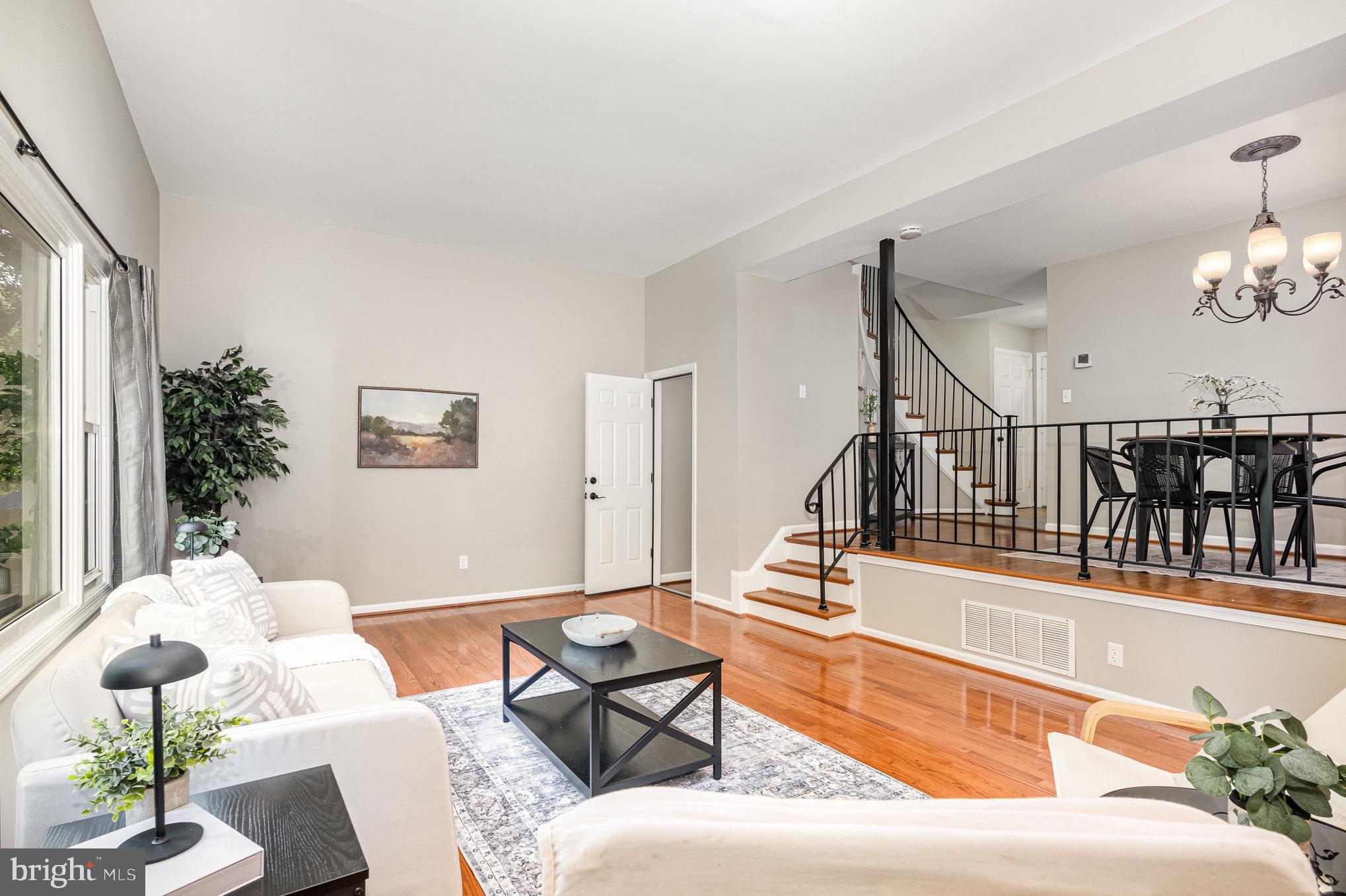 5917 Kingsford Rd #366