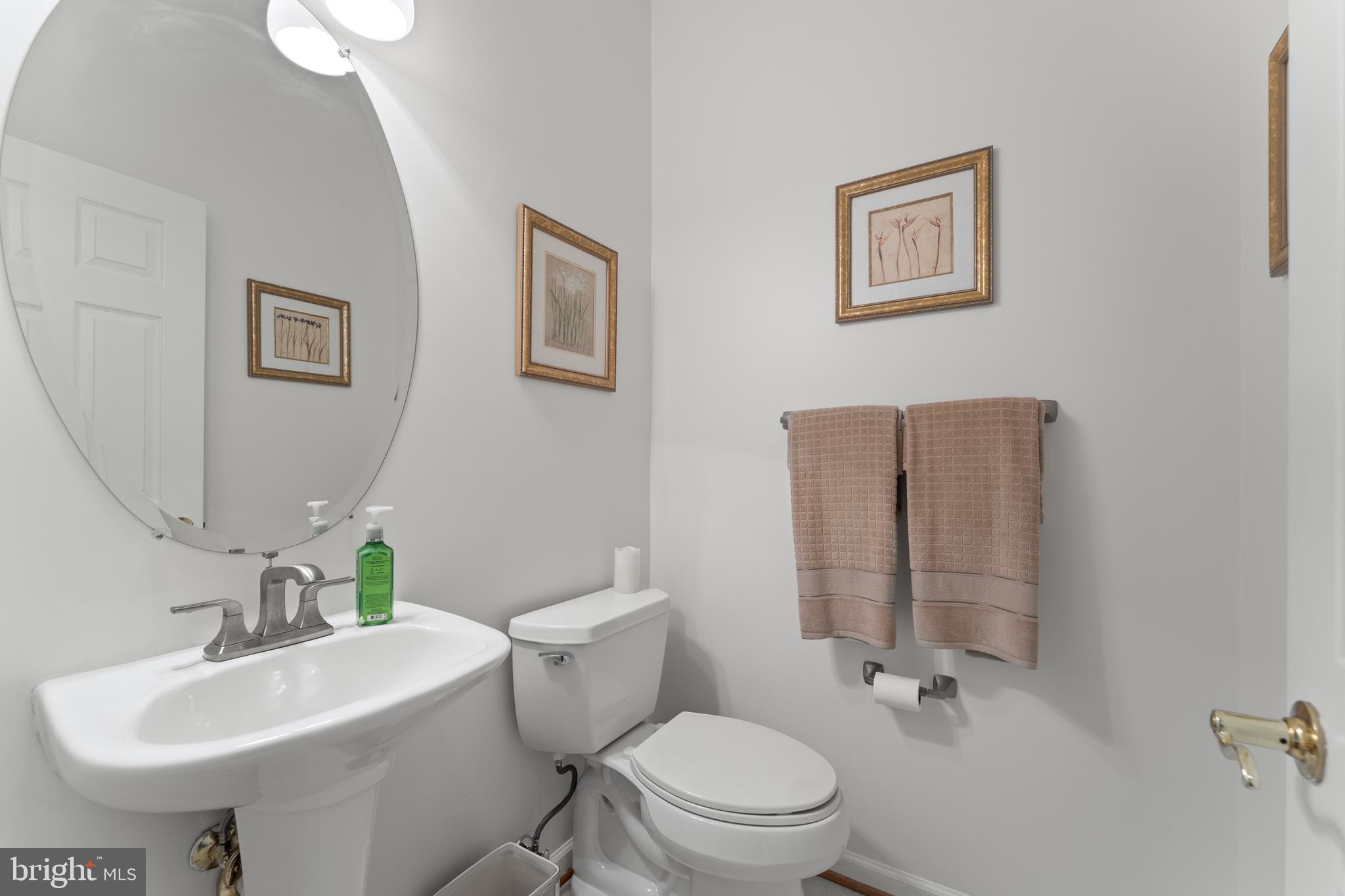 6847 CREEK CREST WAY