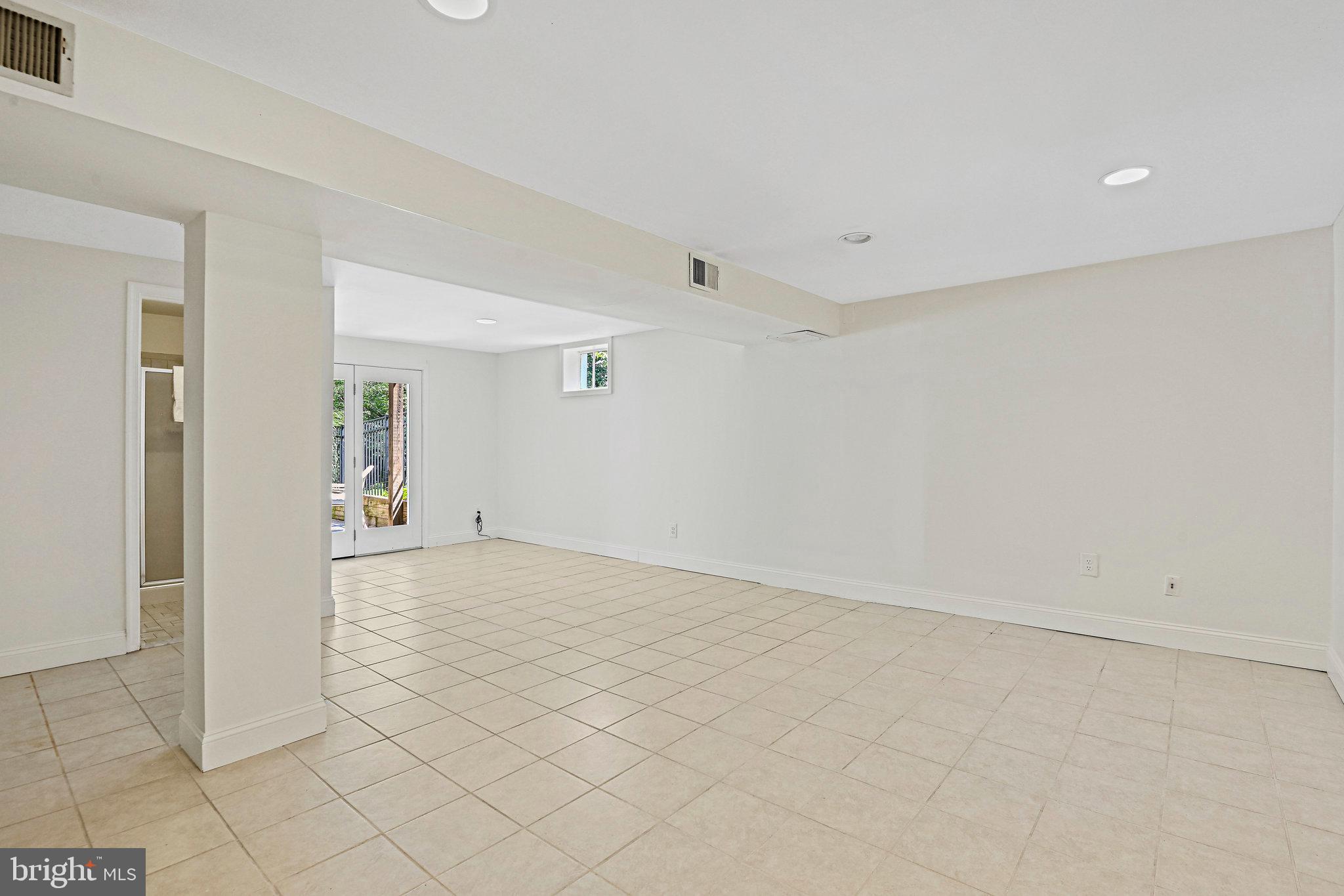 8012 ELM PLACE
