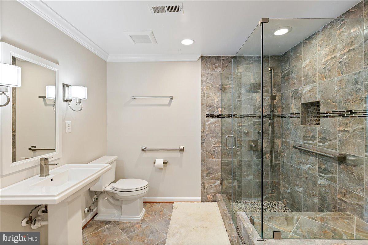 8307 Southstream Run