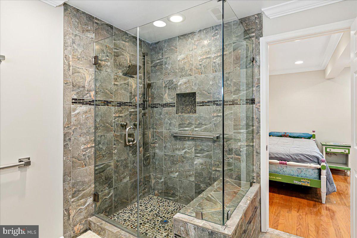 8307 Southstream Run