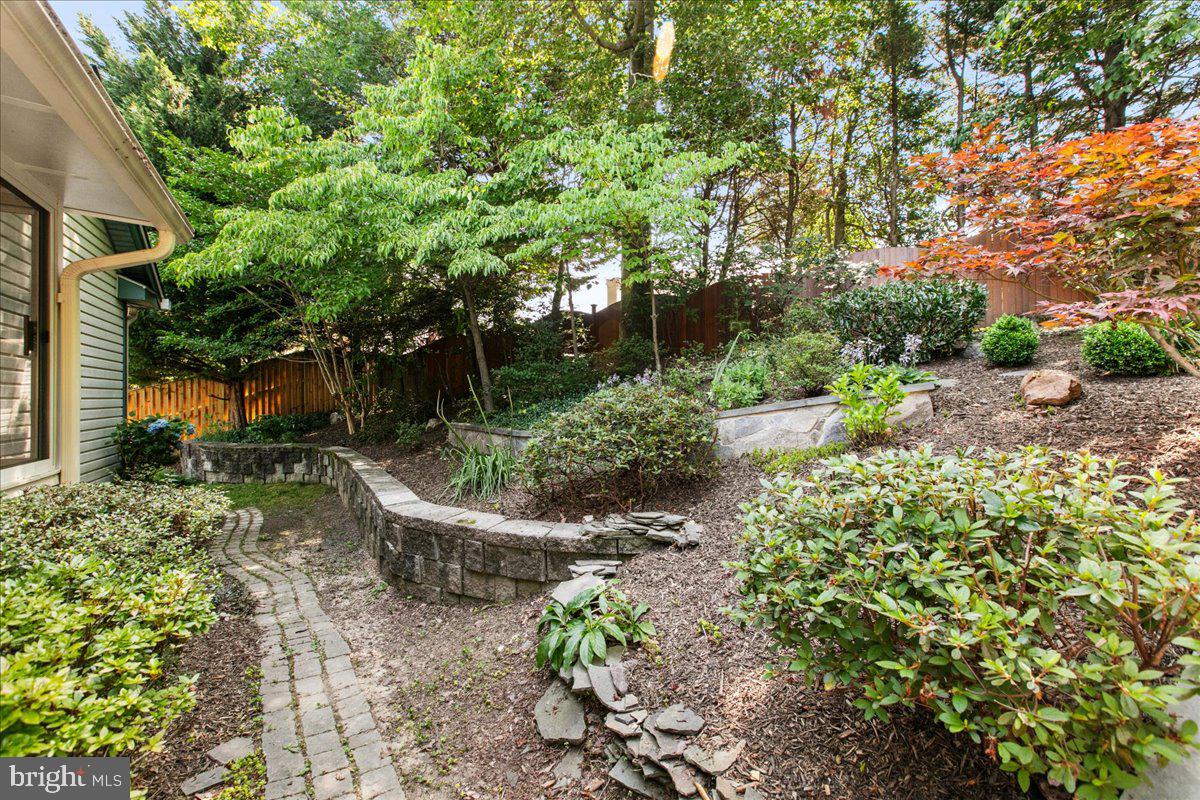 8307 Southstream Run