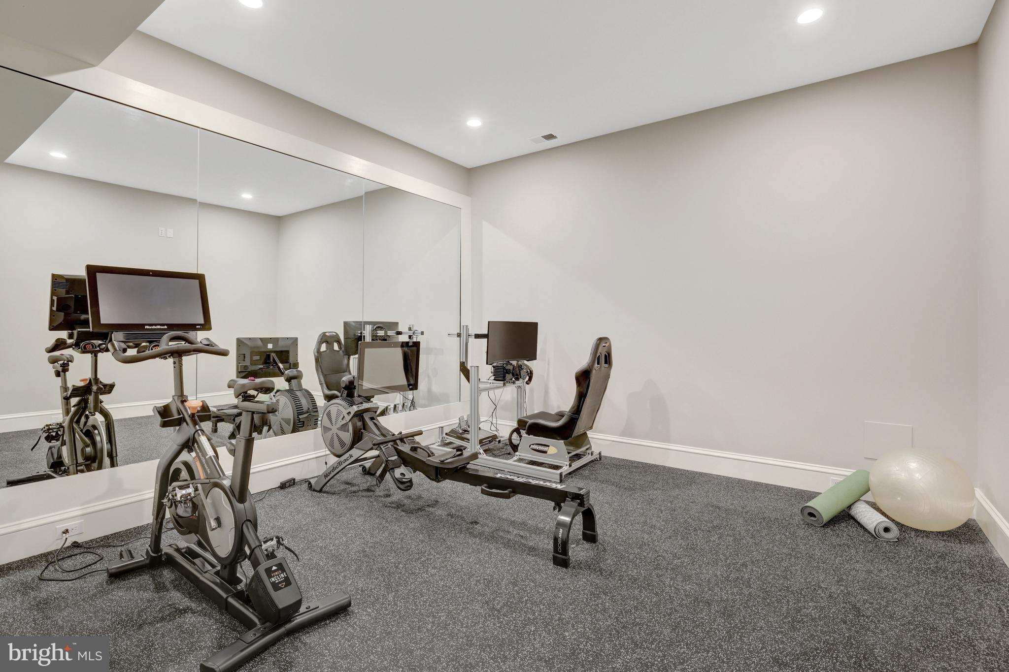 954 Mackall Farms Ln