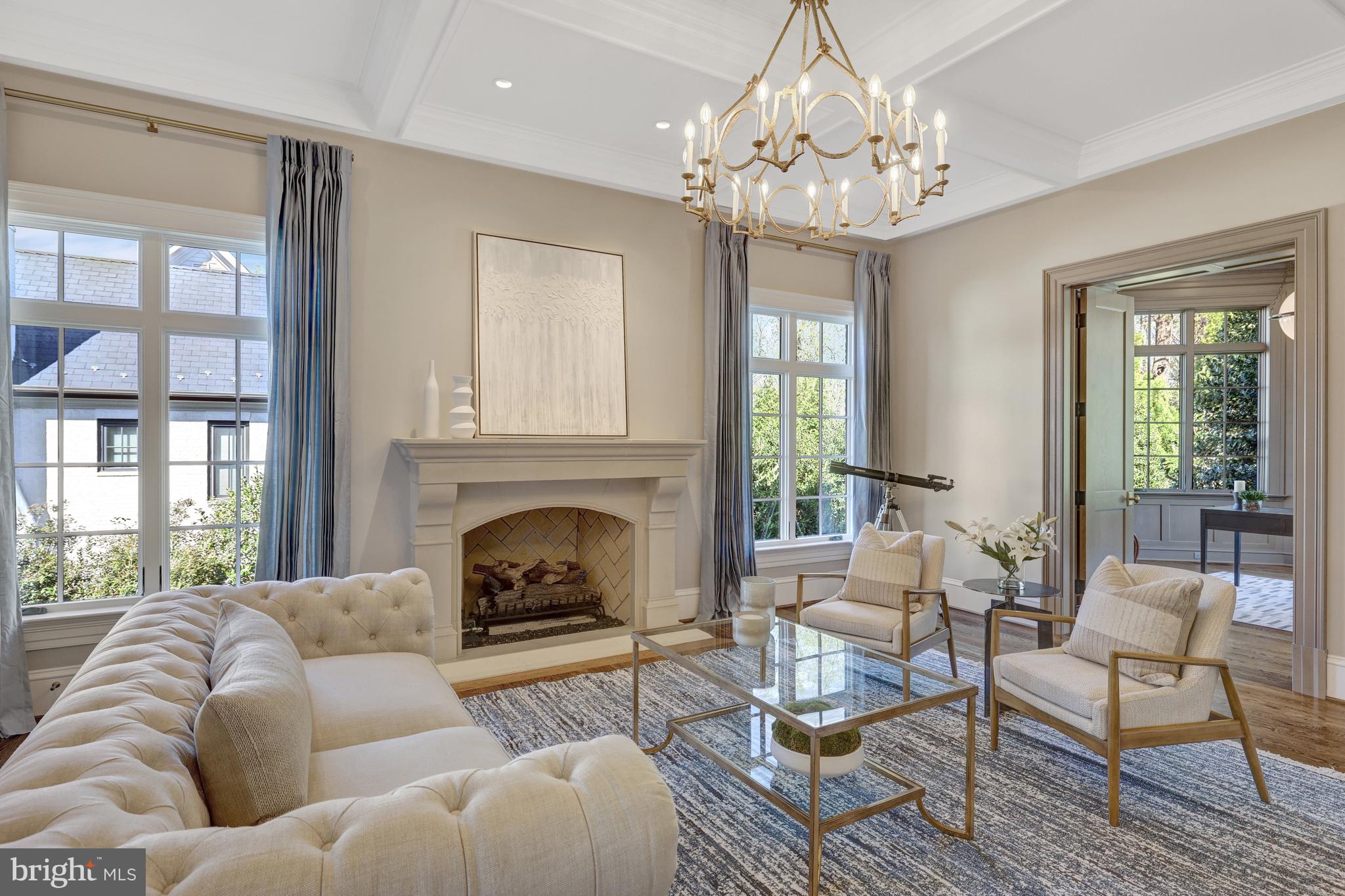 954 Mackall Farms Ln