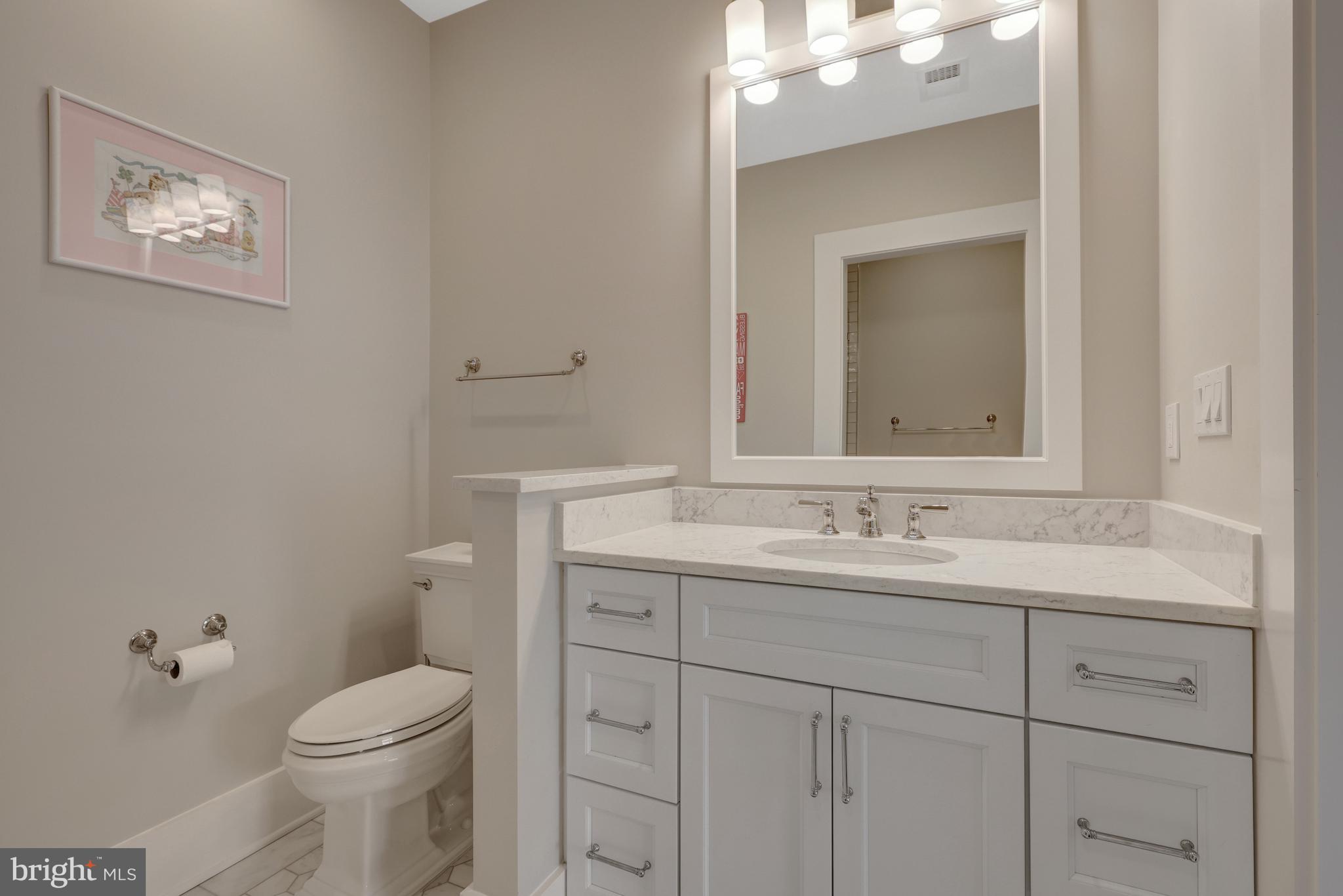 954 Mackall Farms Ln