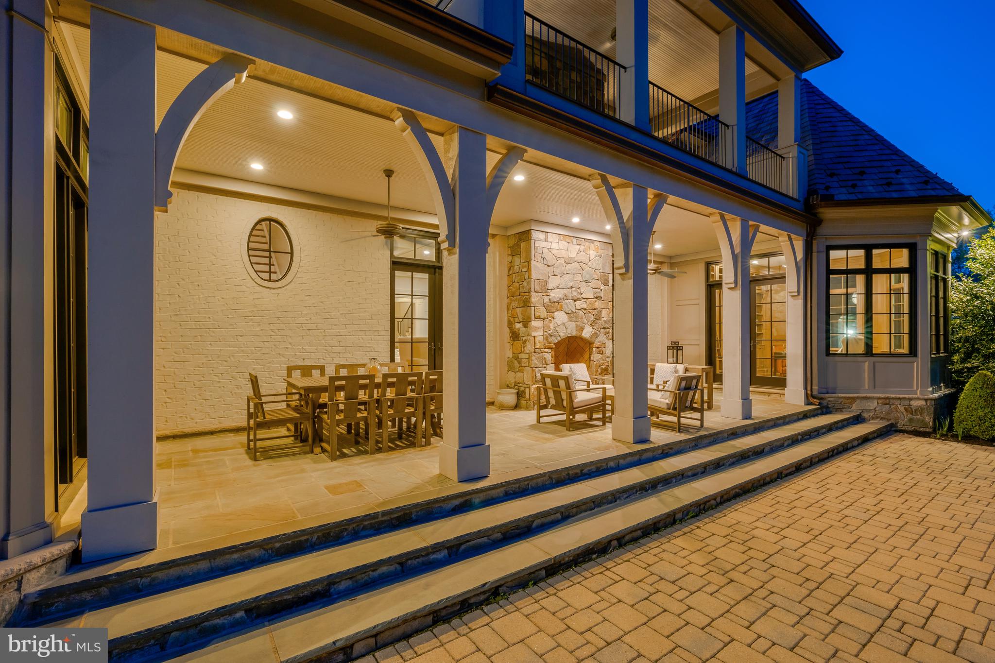 954 Mackall Farms Ln