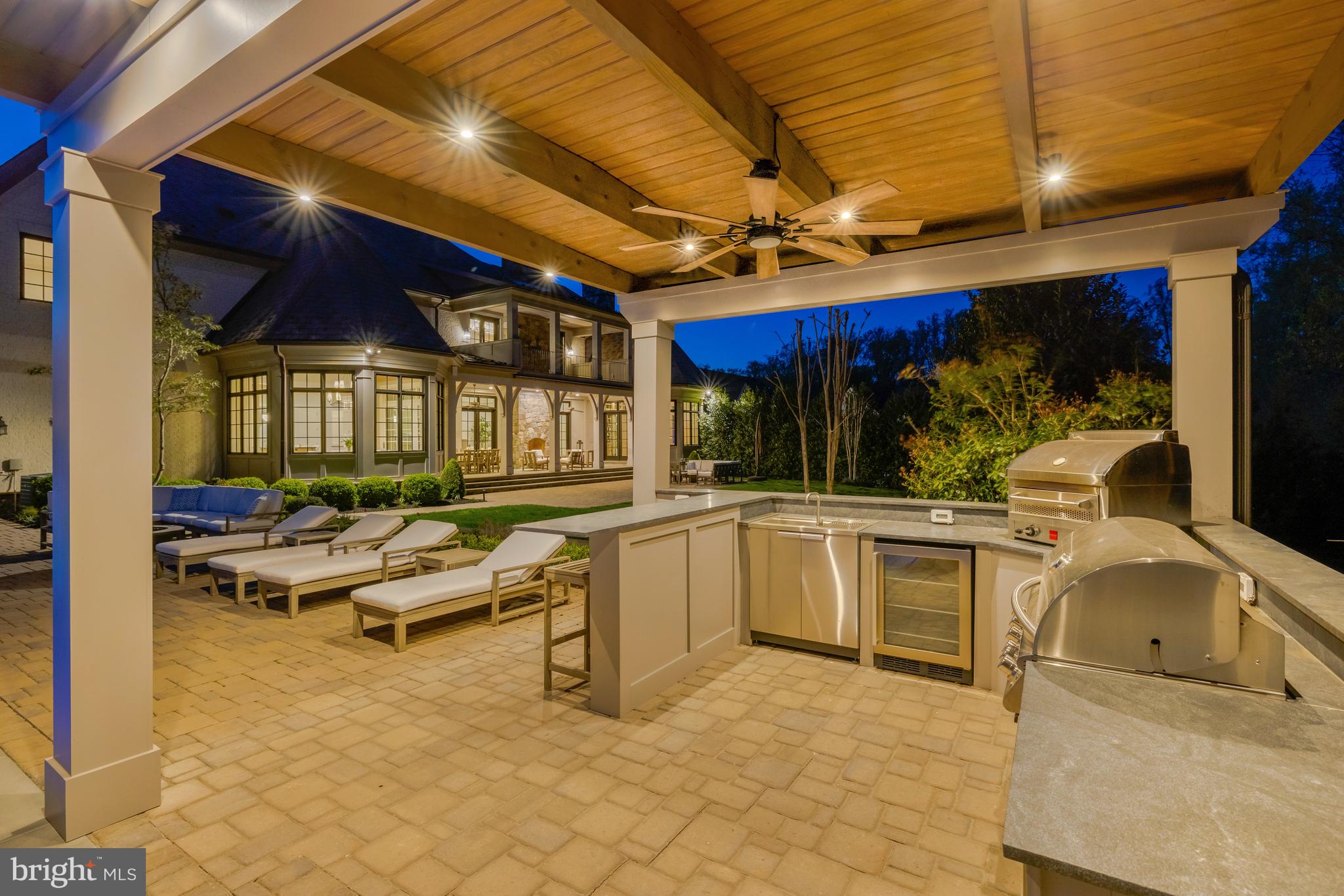 954 Mackall Farms Ln