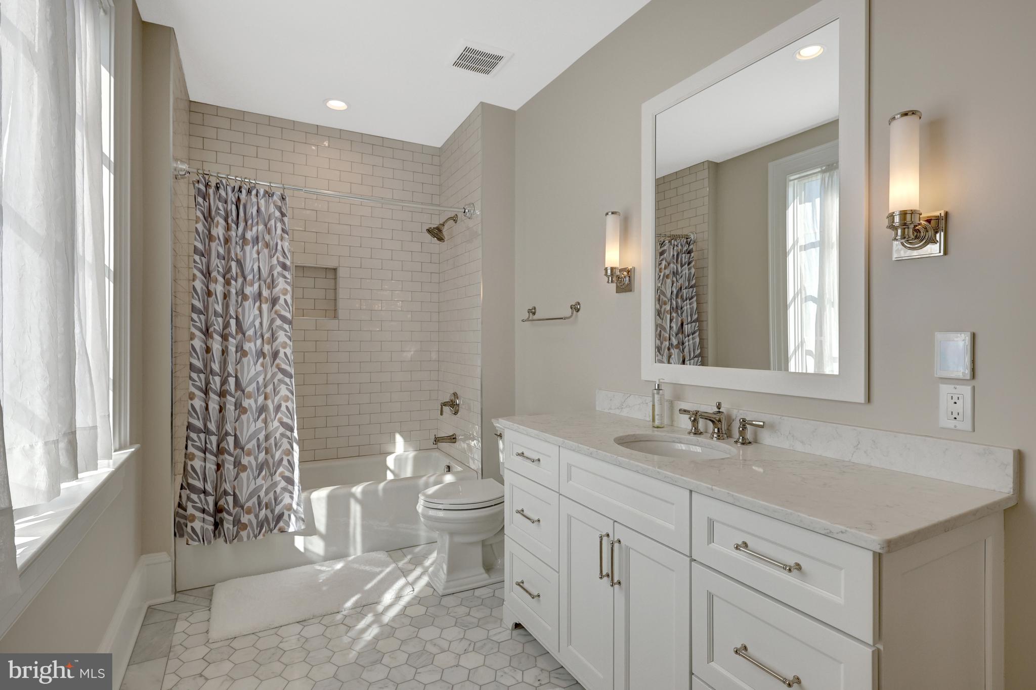 954 Mackall Farms Ln