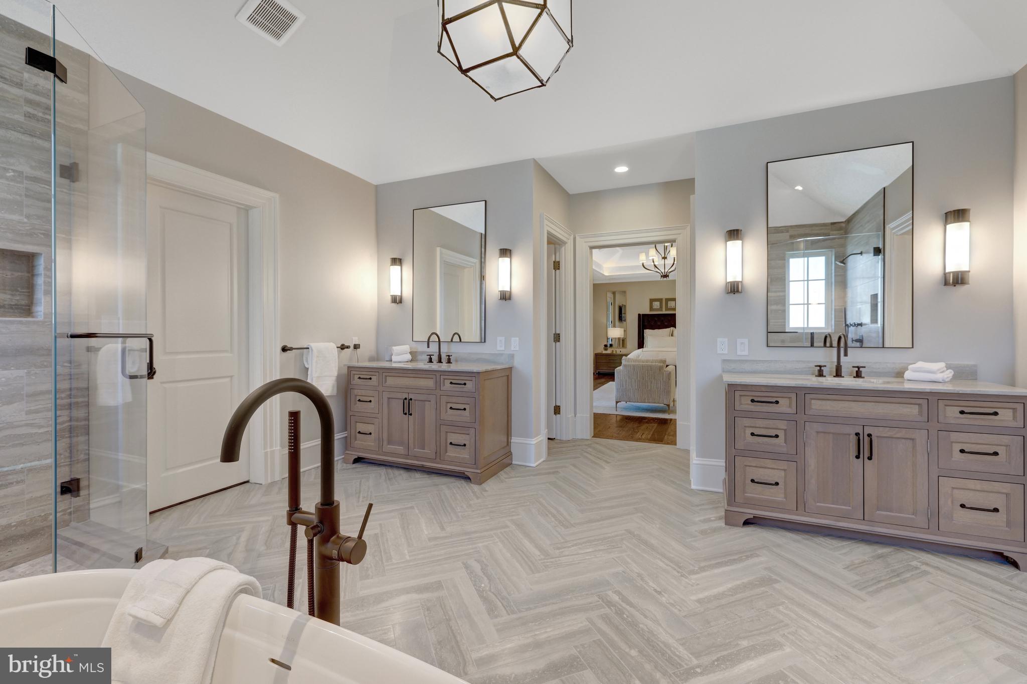 954 Mackall Farms Ln